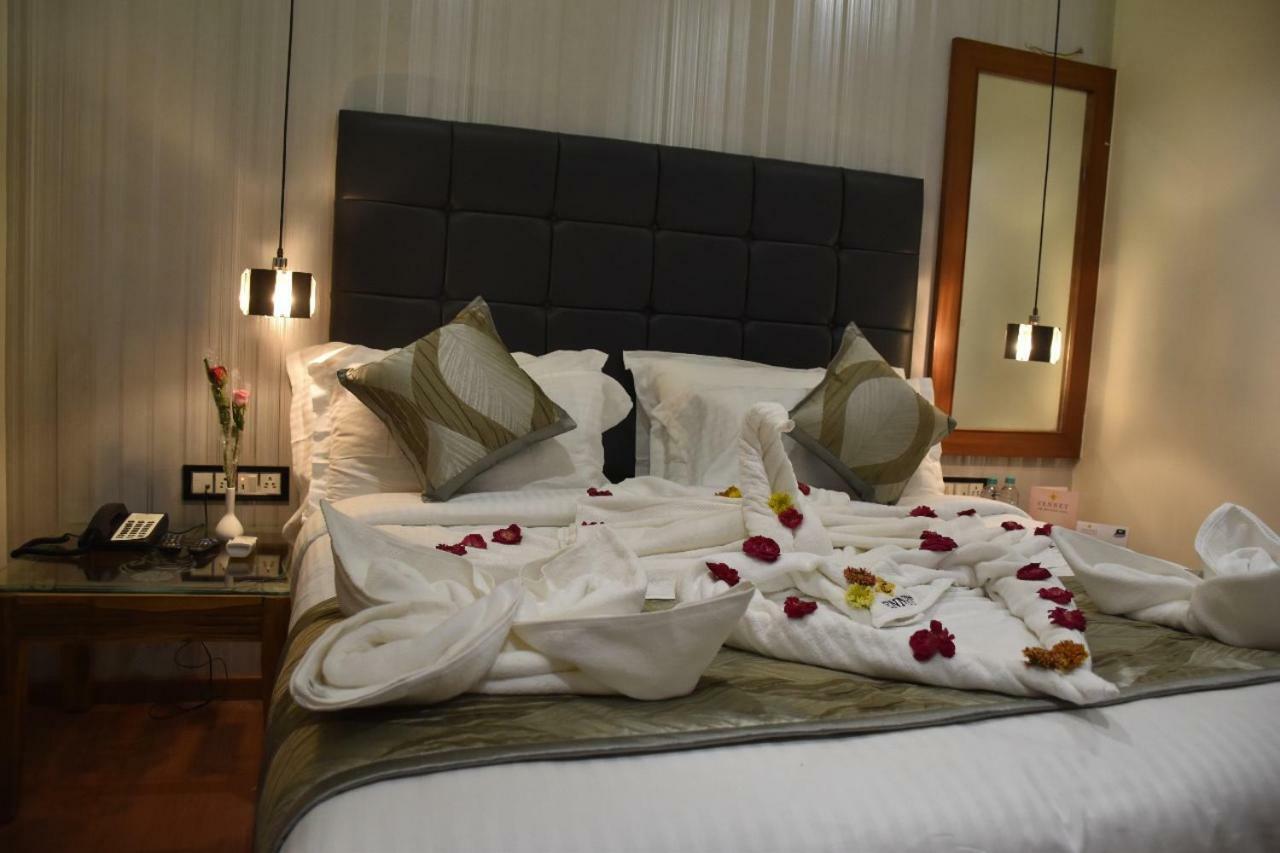 Cennet The Boutique Hotel Prayagraj Exterior photo